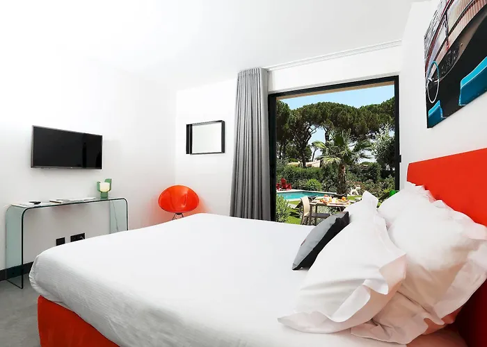 Californie Готель типу 